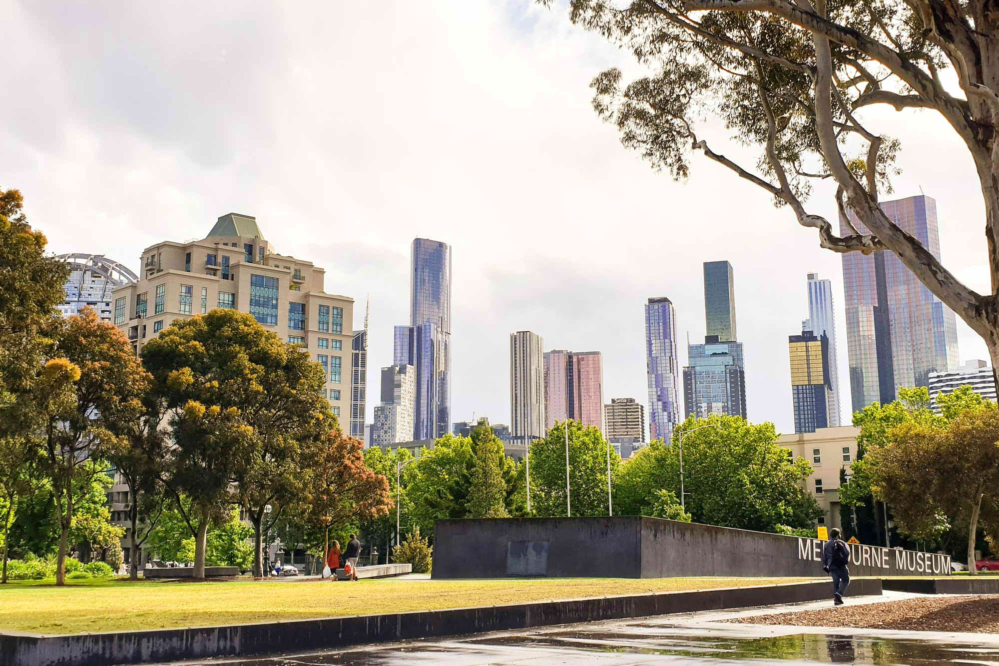 Why One-Bedroom Apartments in Melbourne Are a Strategic Investment Opportunity - featured image