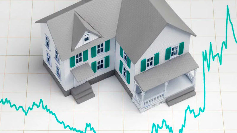 Mortgage Rates Dynamics