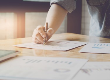 25 Personal Finance Habits Everyone Should Know